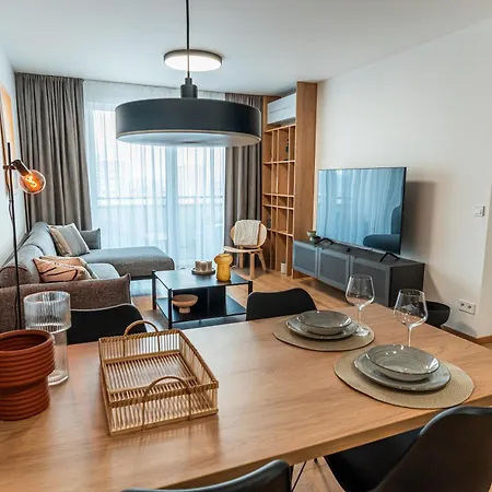 Luxury Center - Parking Included