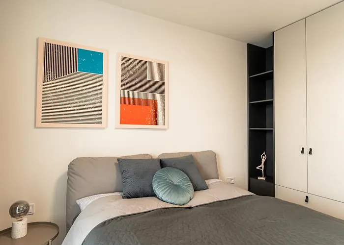 Luxury Center - Parking Included