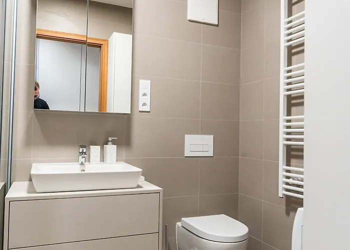 Luxury Center - Parking Included