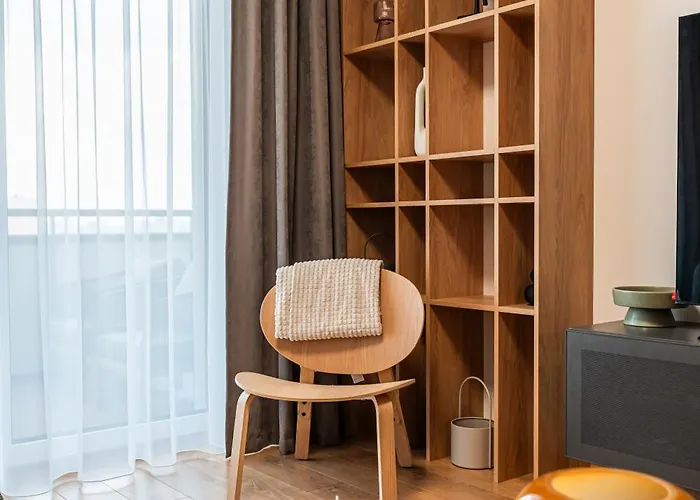 Luxury Center - Parking Included Lägenhet *